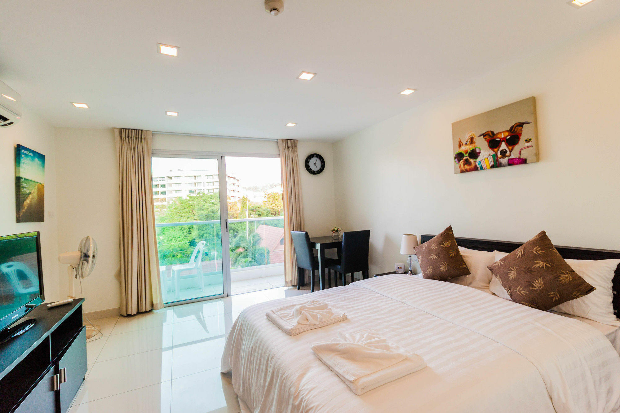 Laguna Bay 1 By Pattaya Sunny Rentals Exterior photo